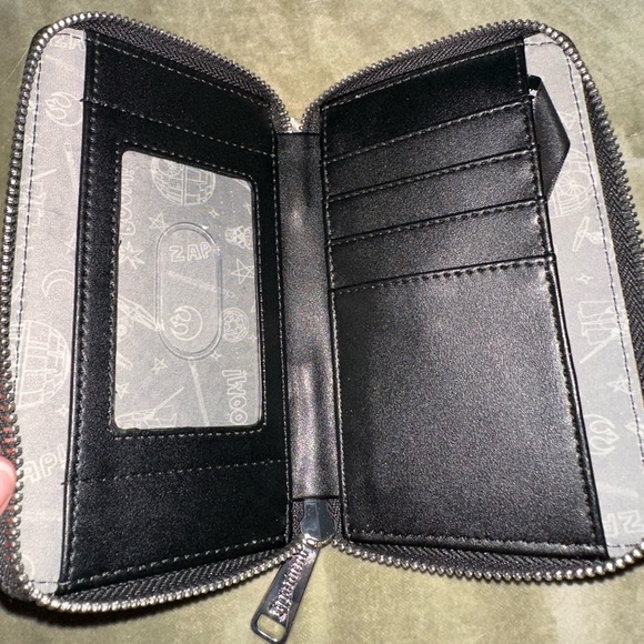 Star Wars Darth Vader Loungefly Backpack - Picture 8 of 8